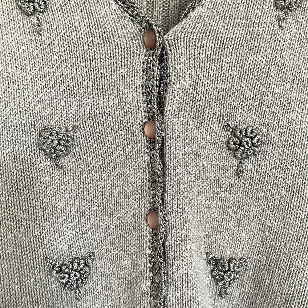 VTG 90s Sage Green Dainty Embroidered Knit Cardigan S/M Fairycore Cottagecore - Picture 5 of 6